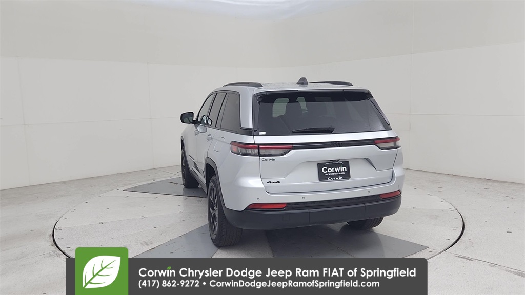 2024 Jeep Grand Cherokee Altitude X photo 12