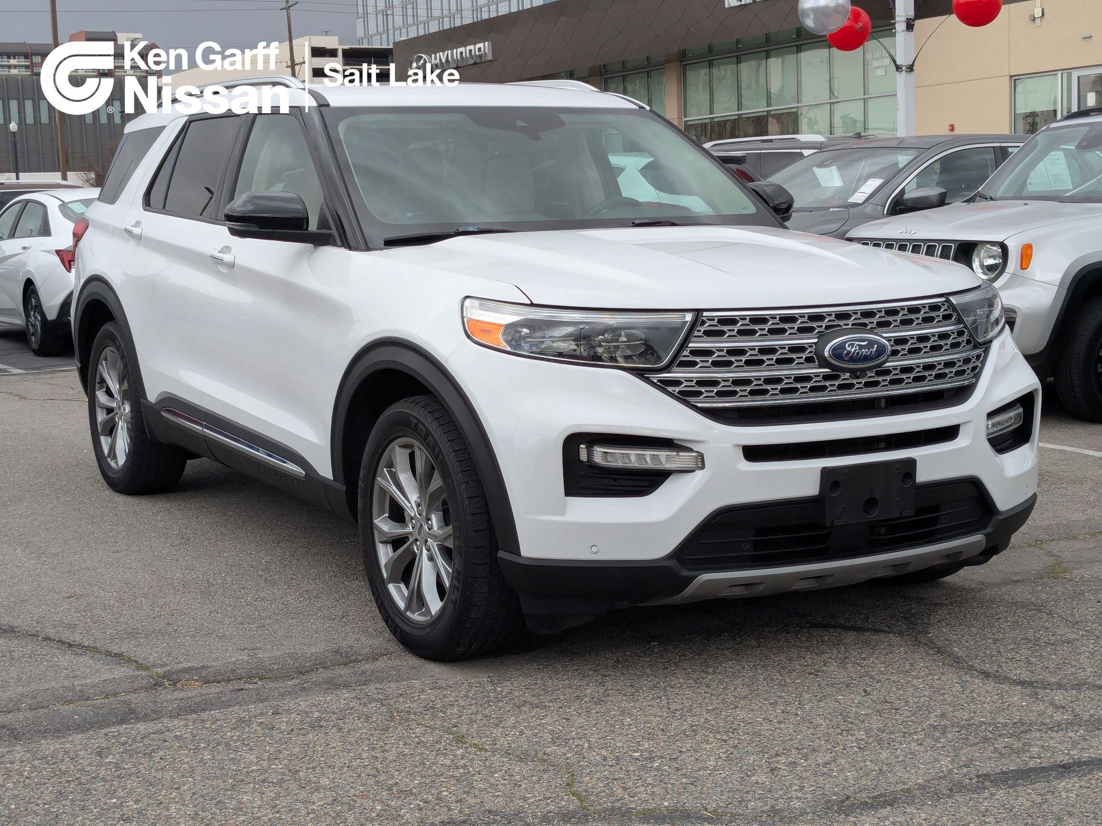 2021 Ford Explorer Limited's photo