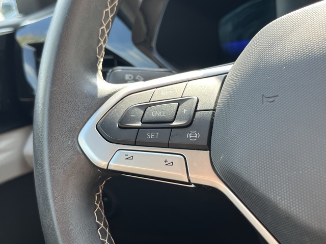 2023 Volkswagen Taos S photo 33