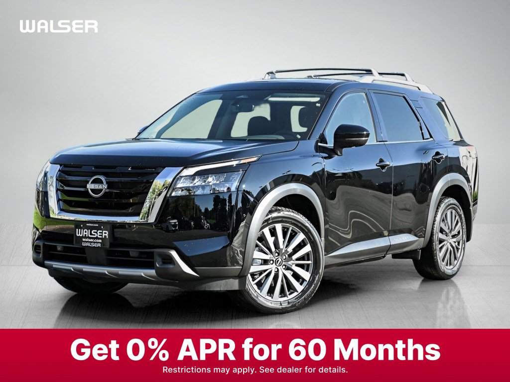 2025 Nissan Pathfinder SL's photo