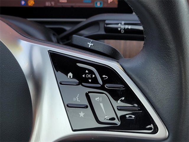 2025 Mercedes Benz C 300 photo 13