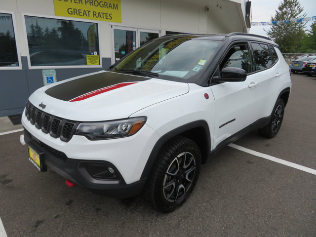 2024 Jeep Compass Trailhawk's photo