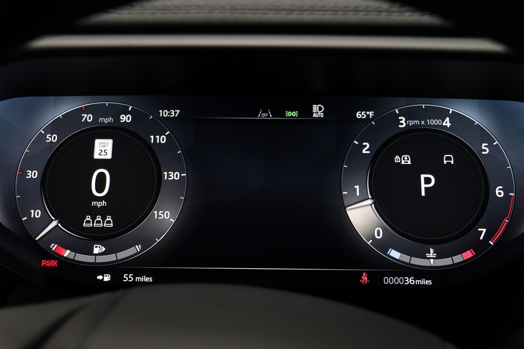 2025 Land Rover Range Rover Sport SE photo 8