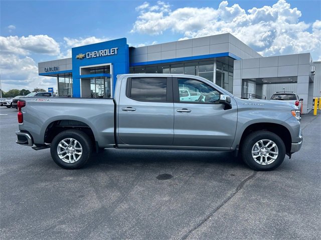 2026 Chevrolet Silverado 1500 LT photo 3