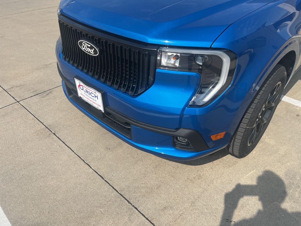 2025 Ford Maverick photo 12