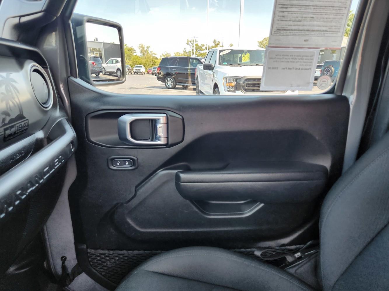 2022 Jeep Wrangler Sport Willys photo 39