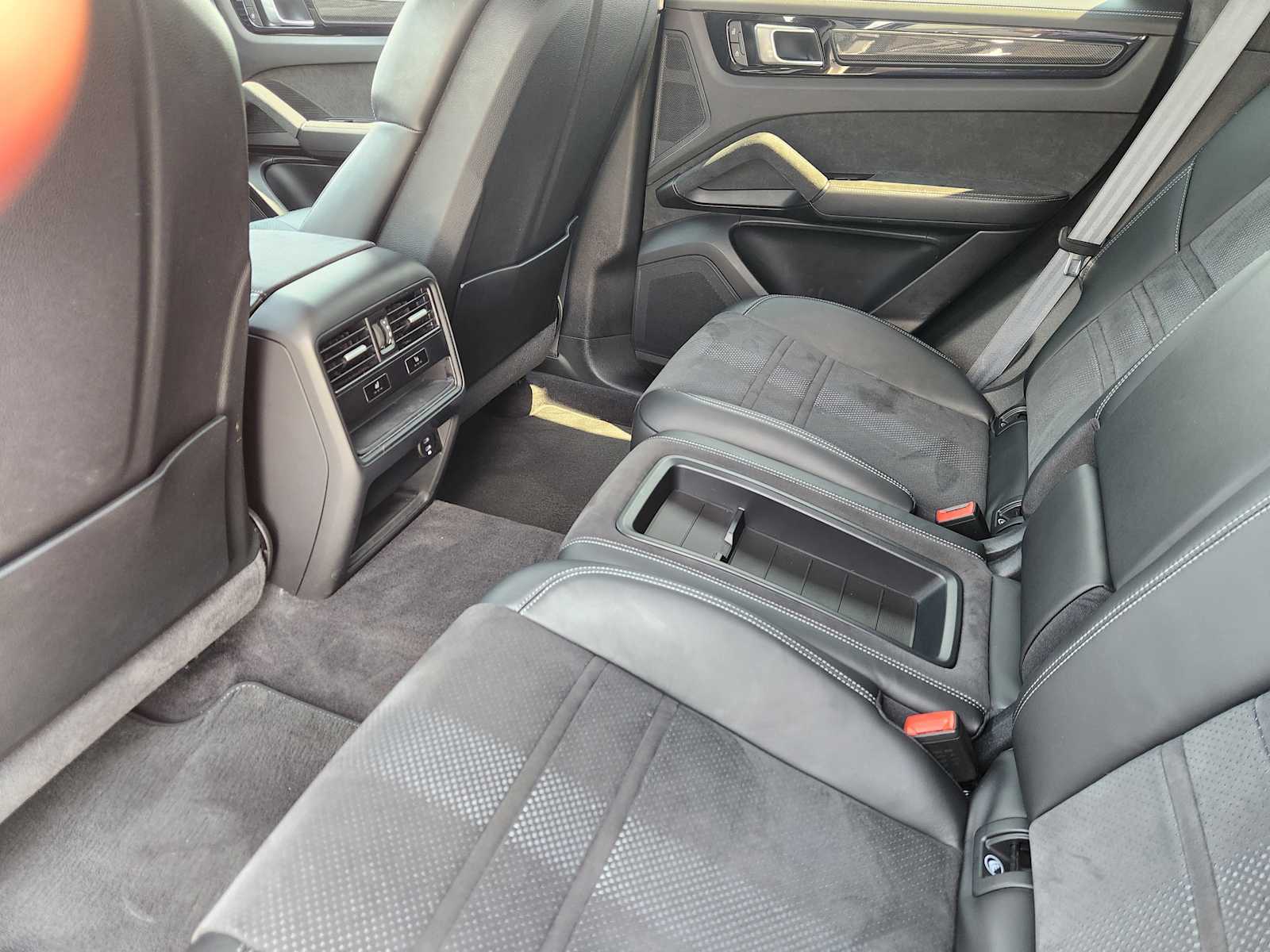 2023 Porsche Cayenne Turbo GT Coupe photo 27