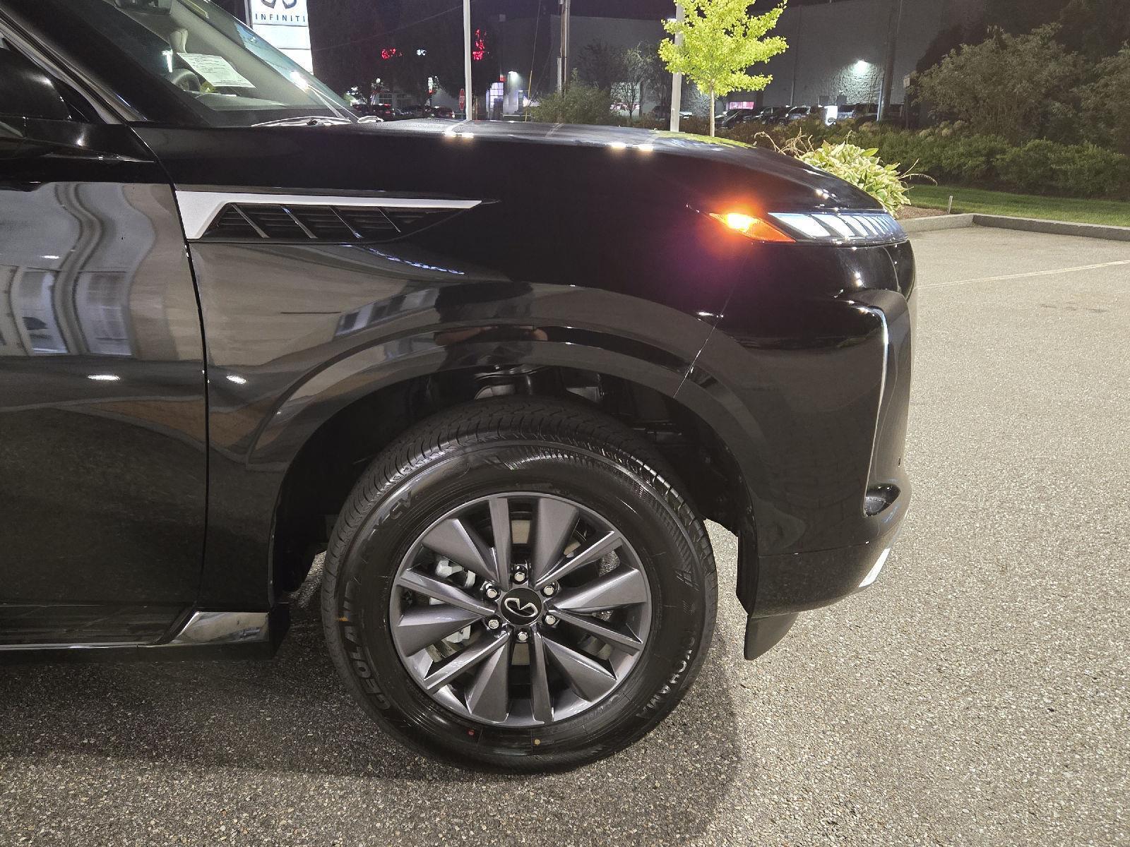 2026 Infiniti QX80 Pure photo 15