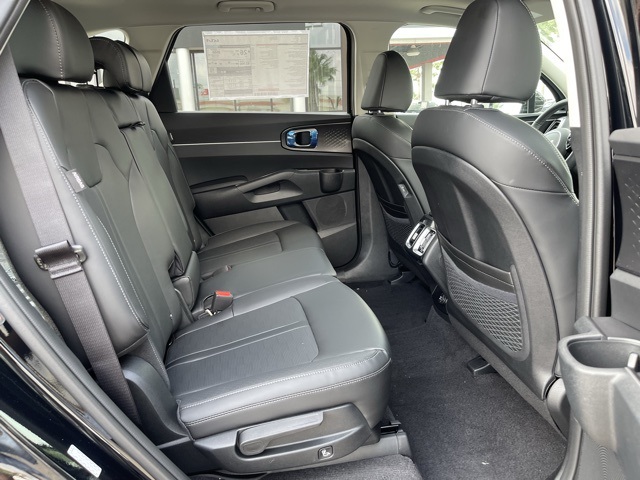 2025 Kia Sorento S photo 20
