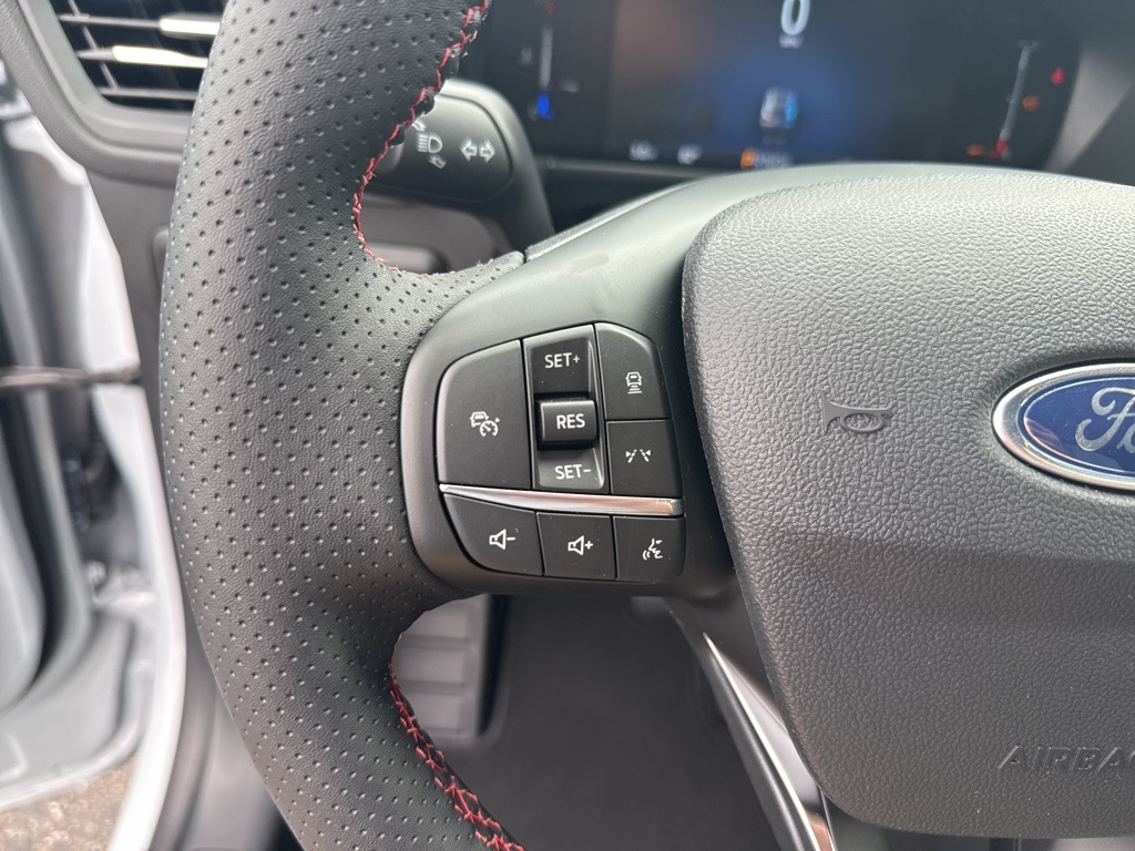 2025 Ford Escape ST-Line photo 30