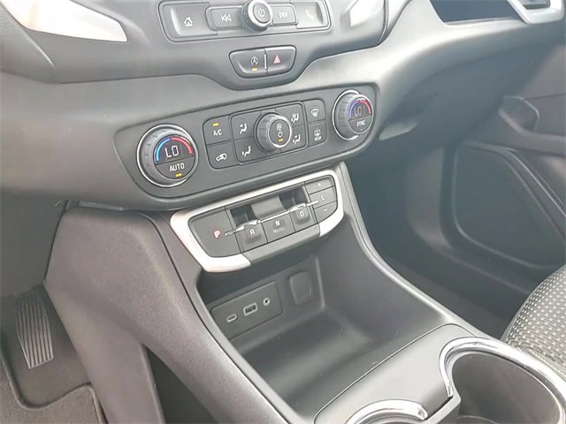 2022 Gmc Terrain SLE photo 20