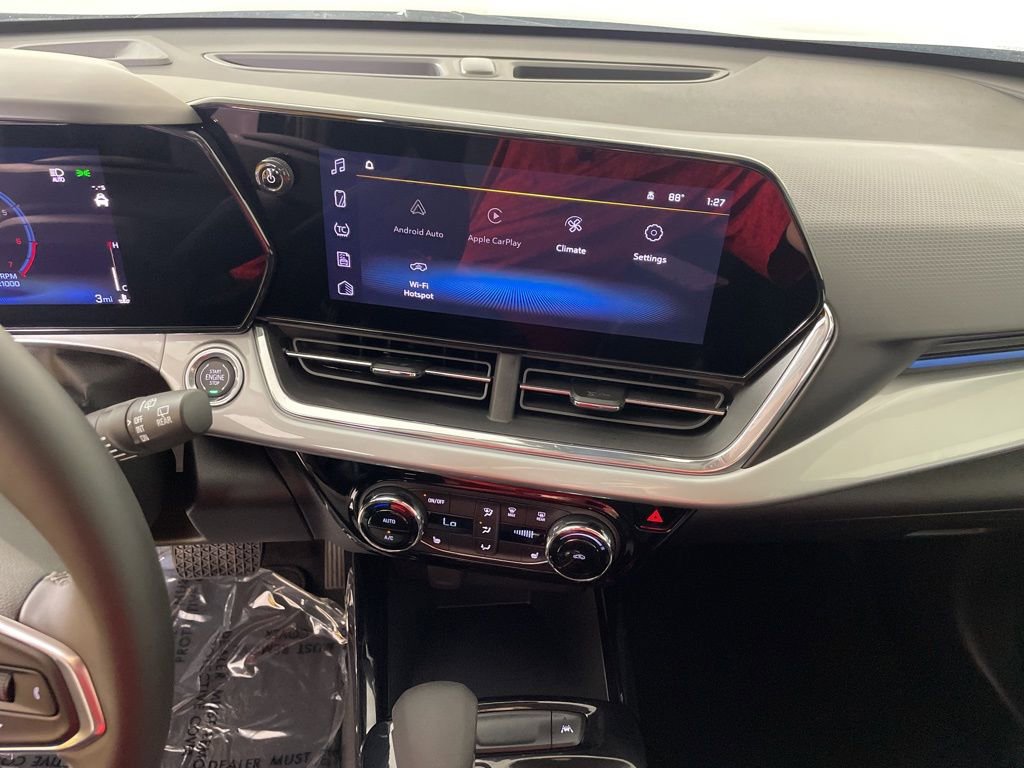 2026 Chevrolet Trax LT photo 22