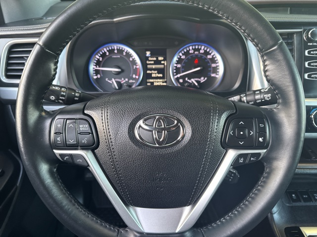 2018 Toyota Highlander XLE photo 24