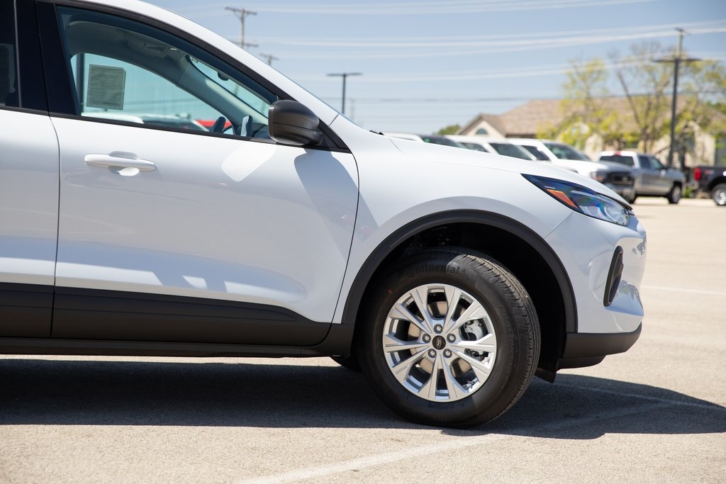 2025 Ford Escape Active photo 2
