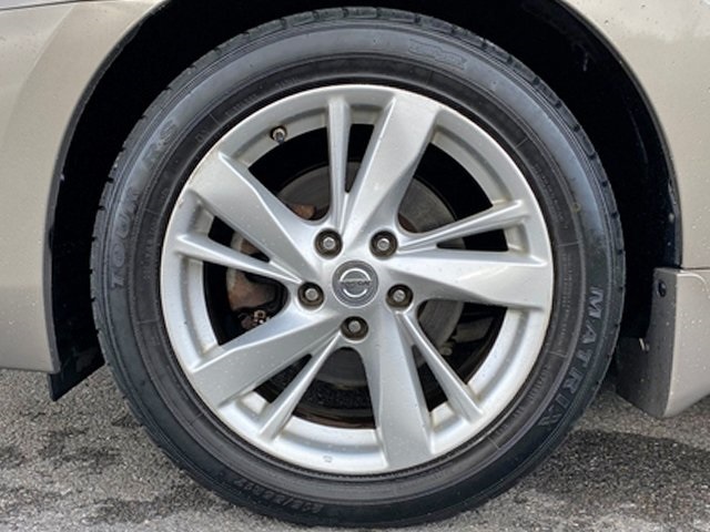 2013 Nissan Altima 2.5 SV photo 19