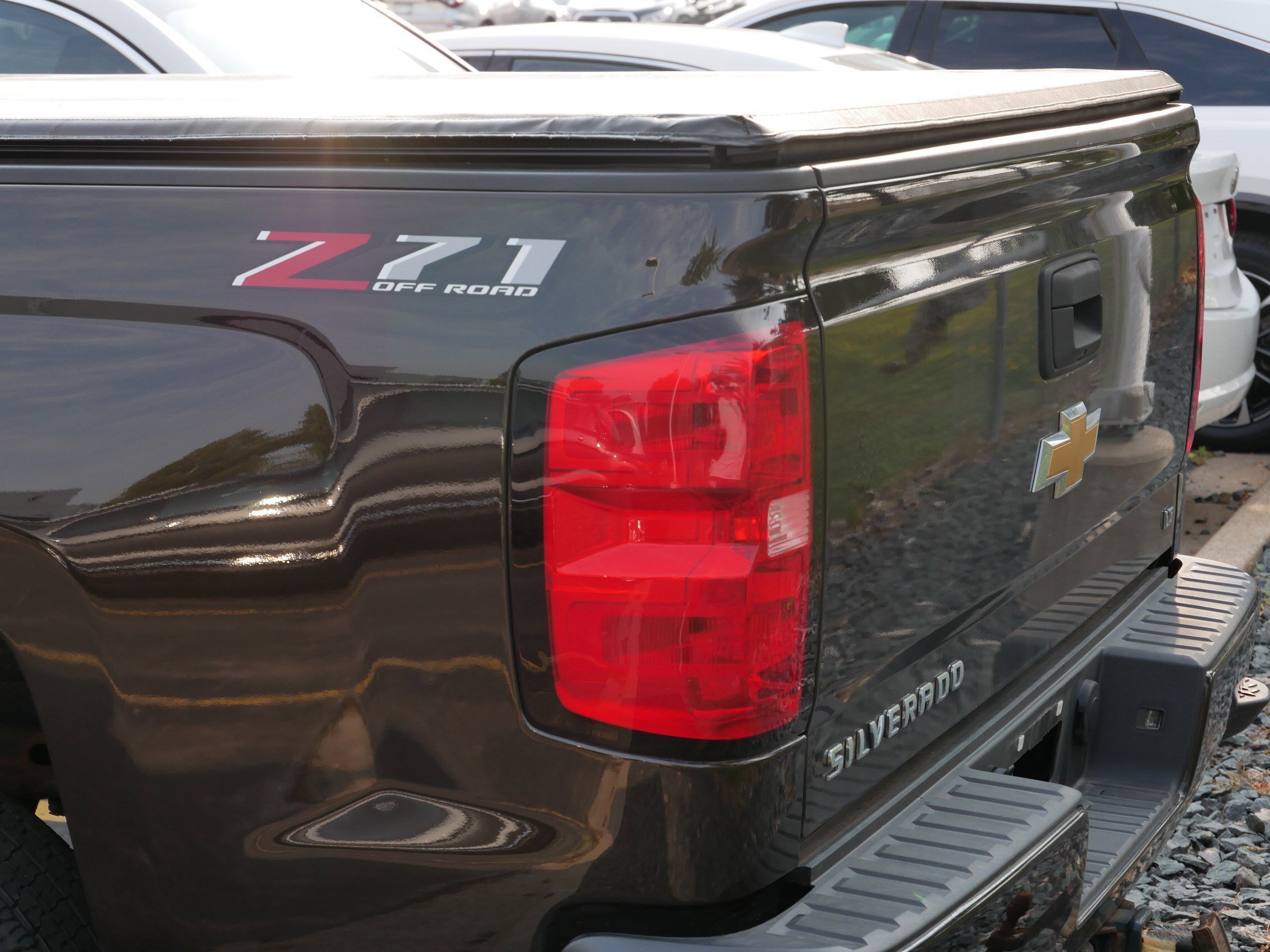 2018 Chevrolet Silverado 1500 LT photo 4