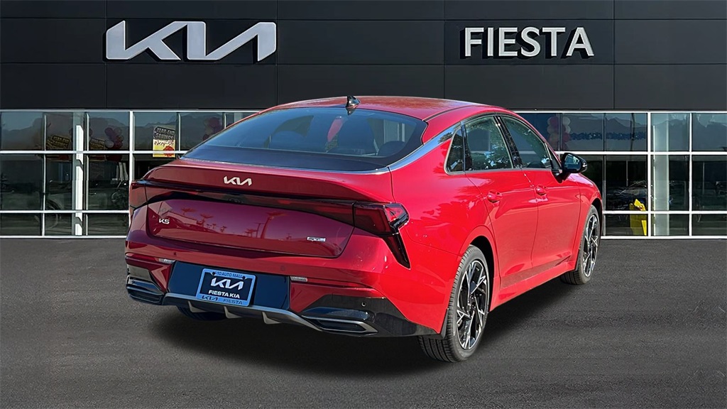 2025 Kia K5 GT-Line photo 8