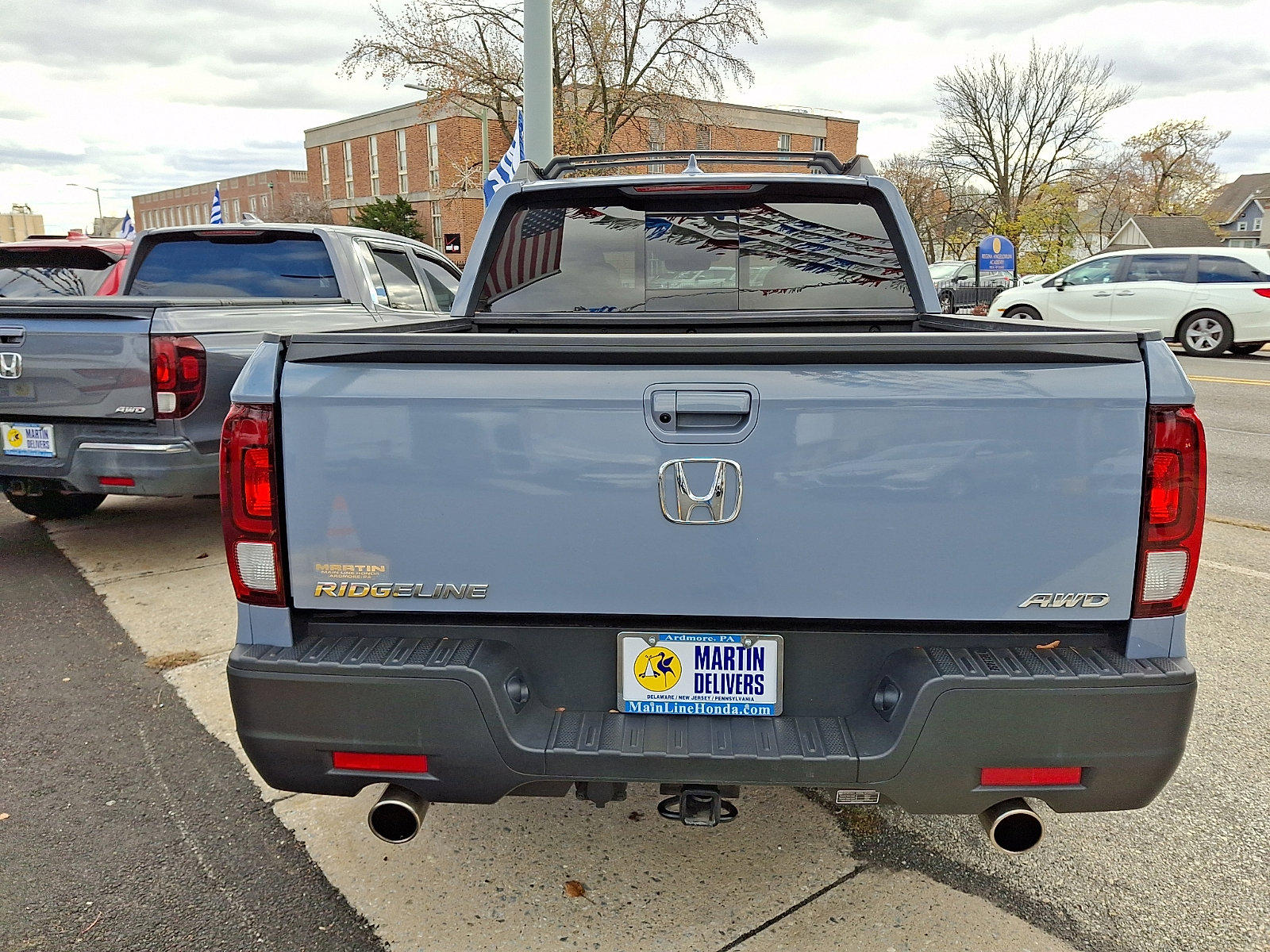 2023 Honda Ridgeline RTL photo 2