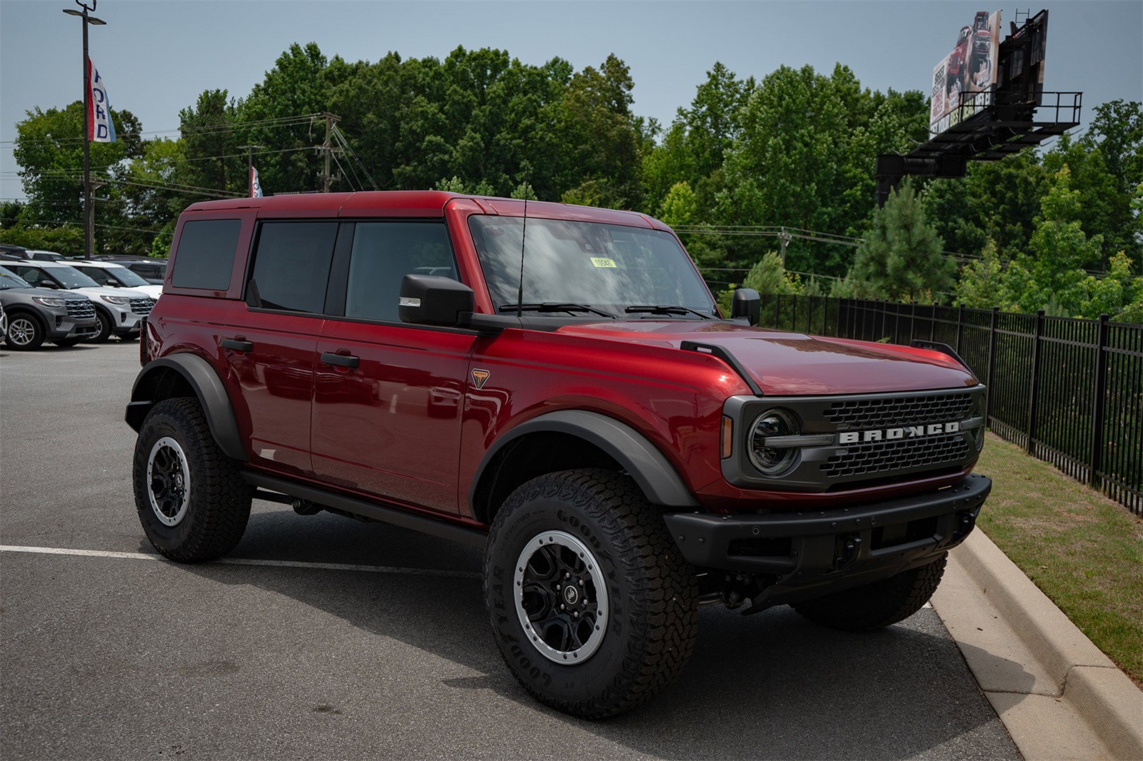 2025 Ford Bronco Badlands photo 11