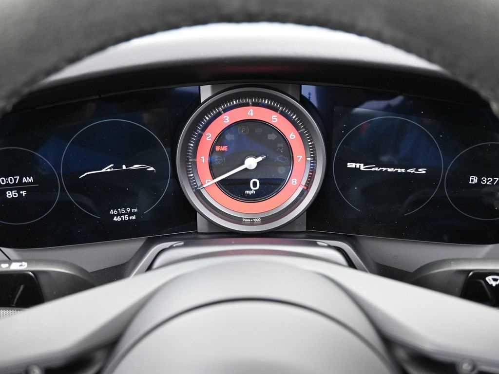 2024 Porsche 911 4S photo 8