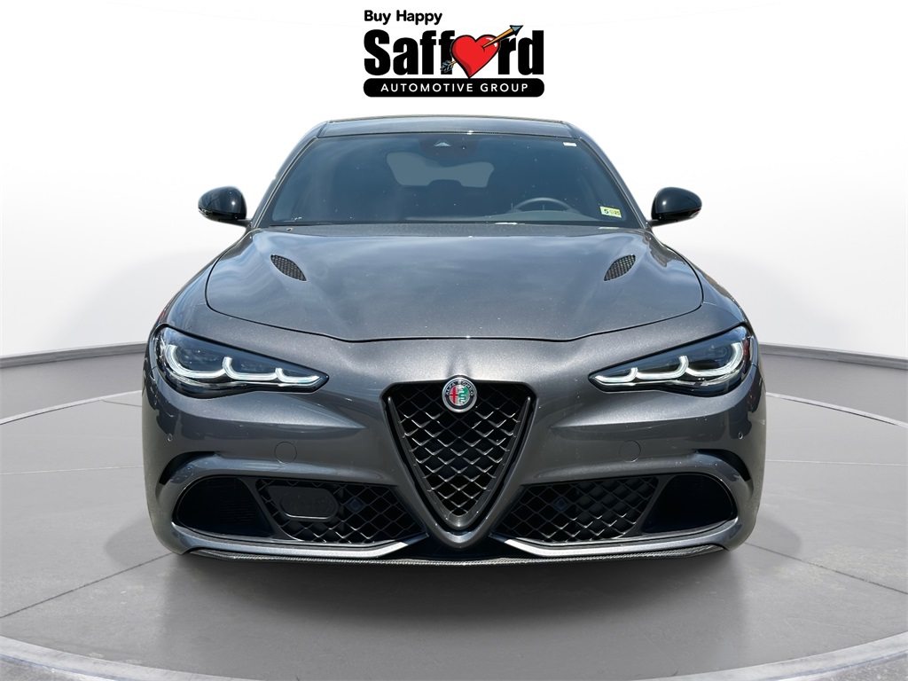 2024 Alfa Romeo Giulia Quadrifoglio photo 19
