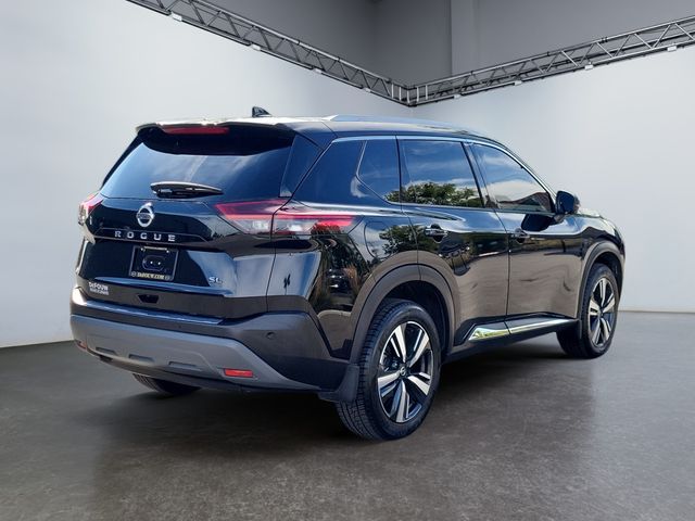 2021 Nissan Rogue SL photo 3