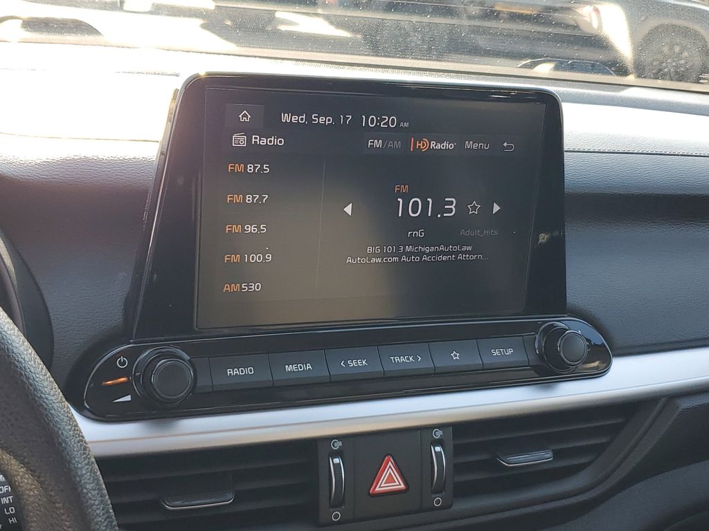 2023 Kia Forte LXS photo 19