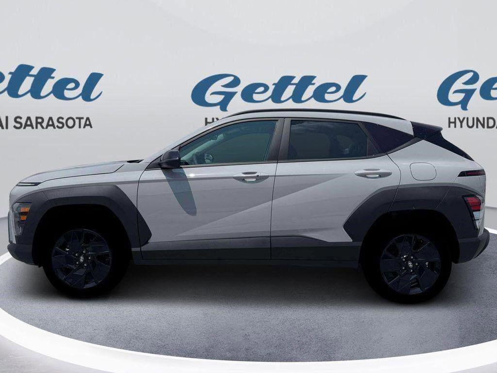 2026 Hyundai Kona SEL photo 2