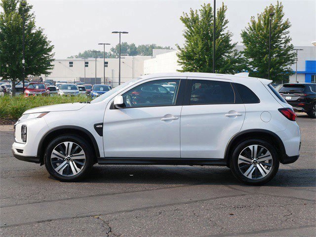 2024 Mitsubishi Outlander Sport ES photo 4
