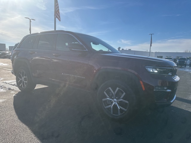 2024 Jeep Grand Cherokee Limited's photo