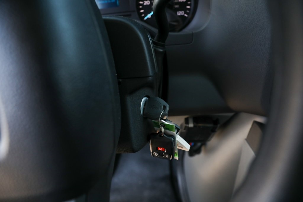 2025 Ford E-350 Base photo 33