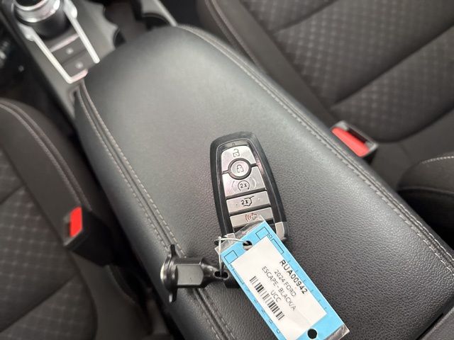 2024 Ford Escape Active photo 25