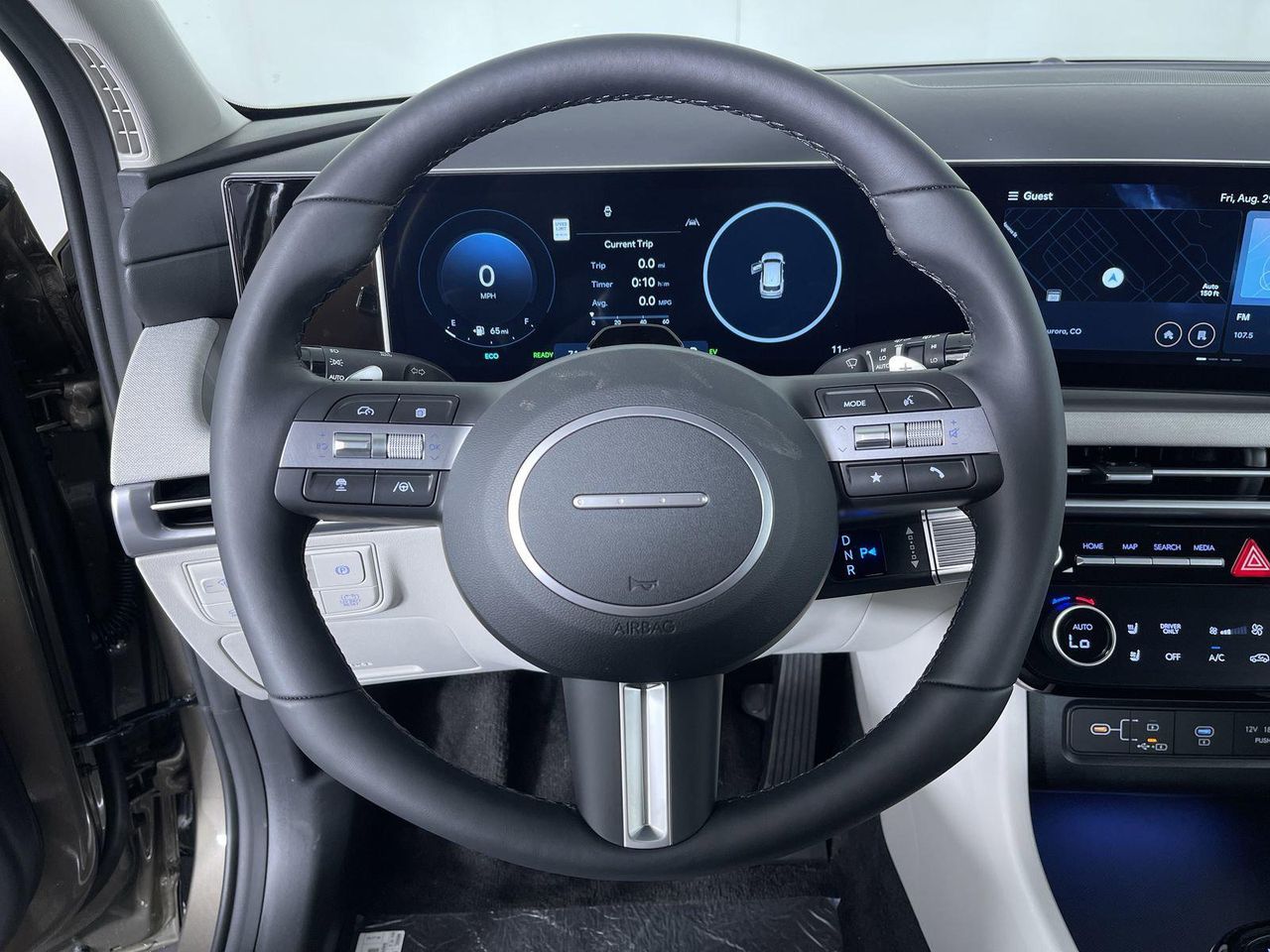 2025 Hyundai Tucson Limited photo 13