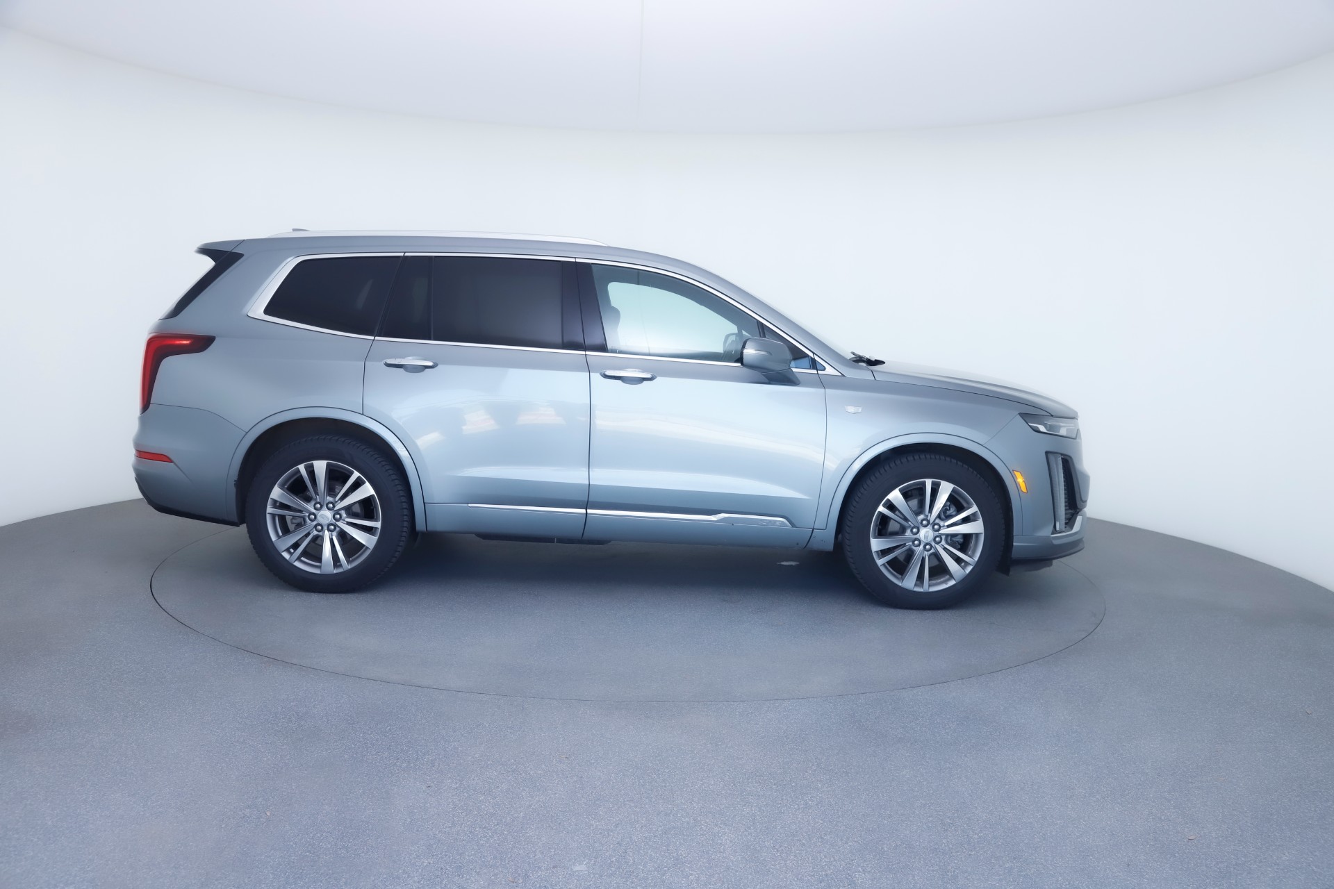 2024 Cadillac XT6 Premium Luxury photo 9
