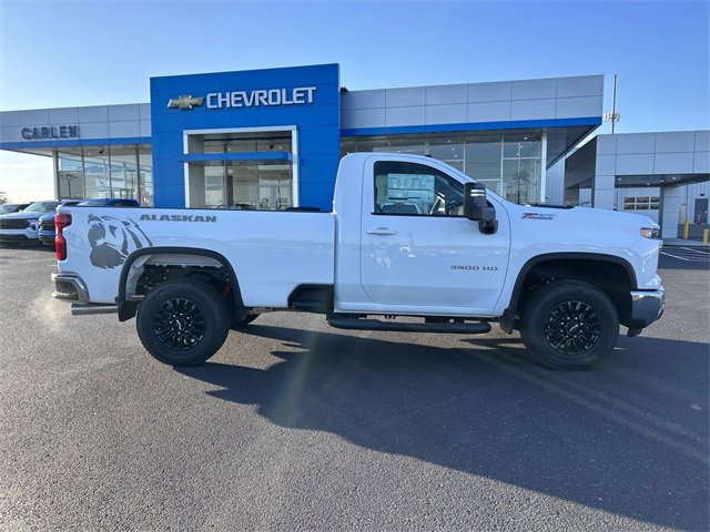 2026 Chevrolet Silverado 3500HD LT photo 3