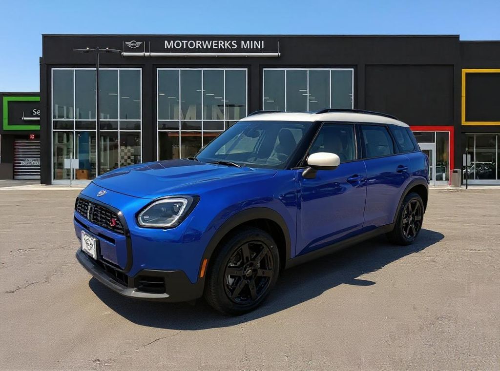 2026 MINI Countryman S's photo
