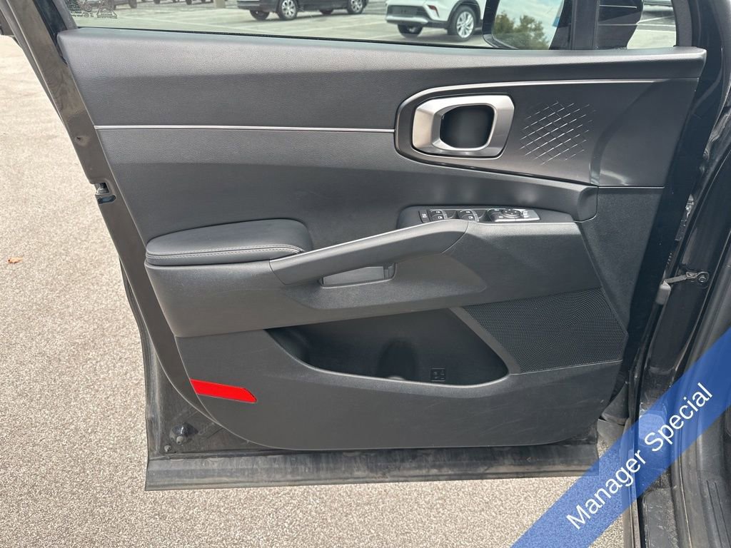 2021 Kia Sorento S photo 6