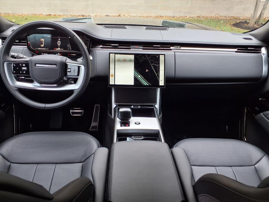 2025 Land Rover Range Rover SV - Photo 20
