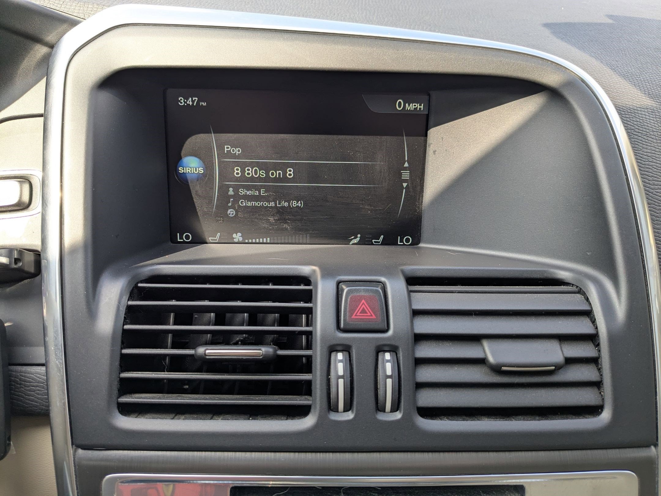2015 Volvo XC60 T5 Premier photo 20