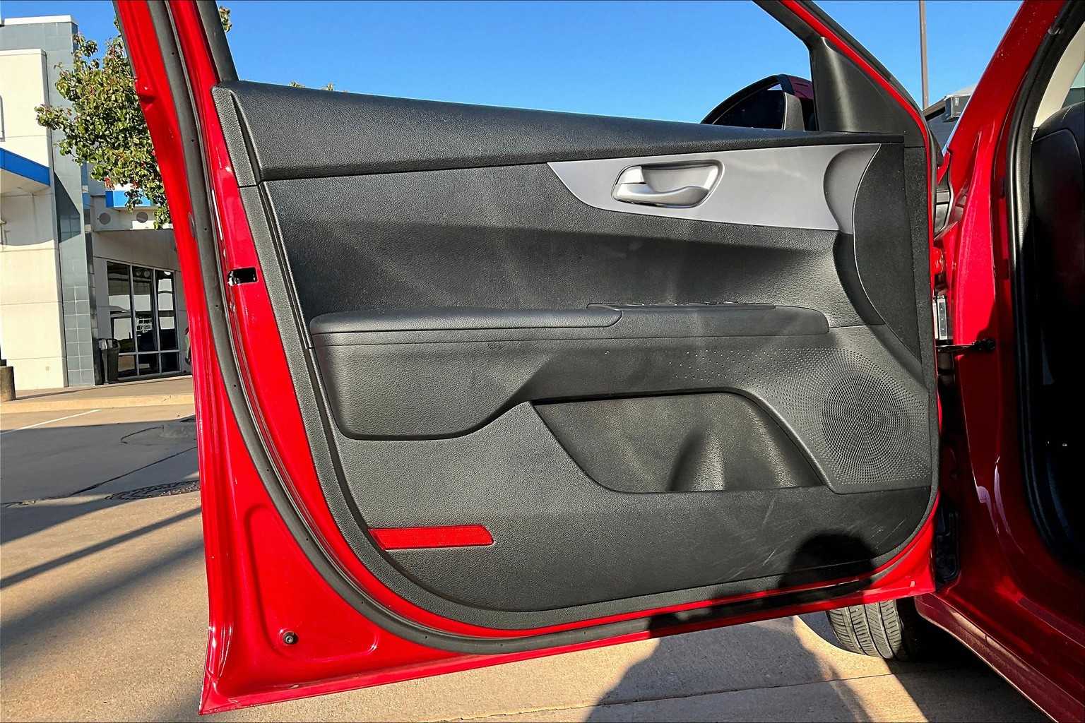 2023 Kia Forte LXS photo 18