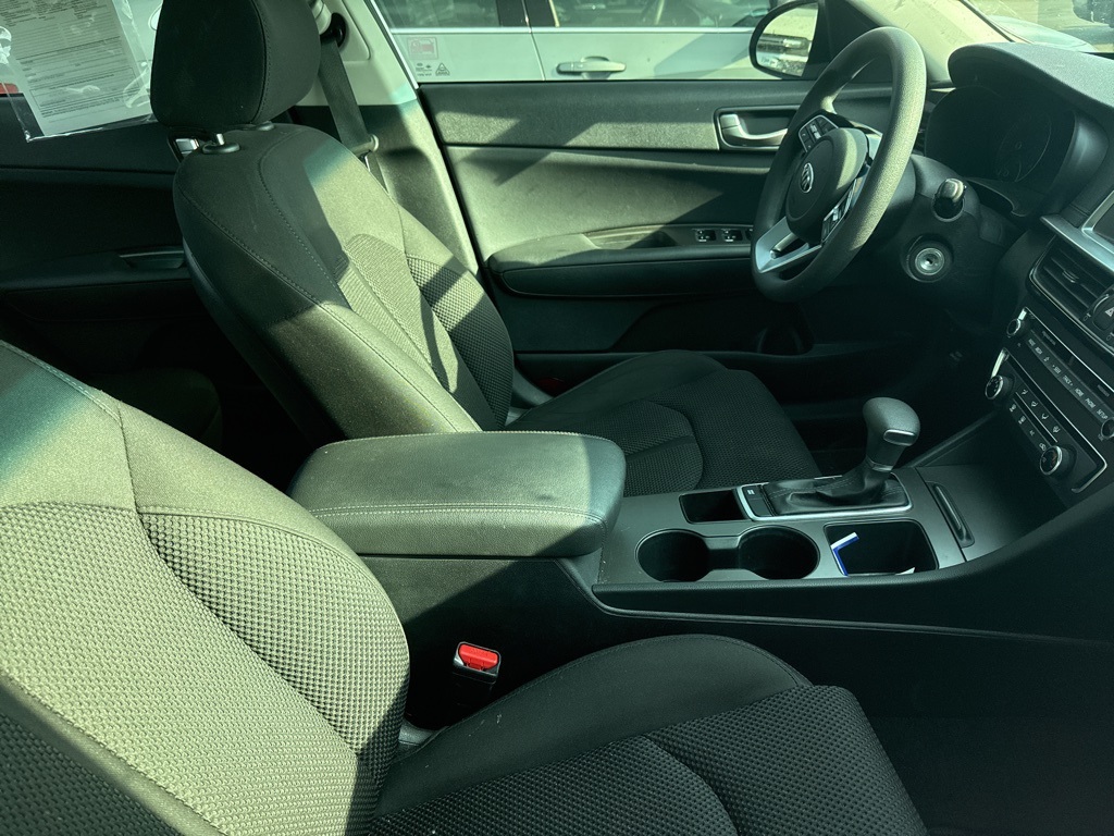 2020 Kia Optima LX photo 15