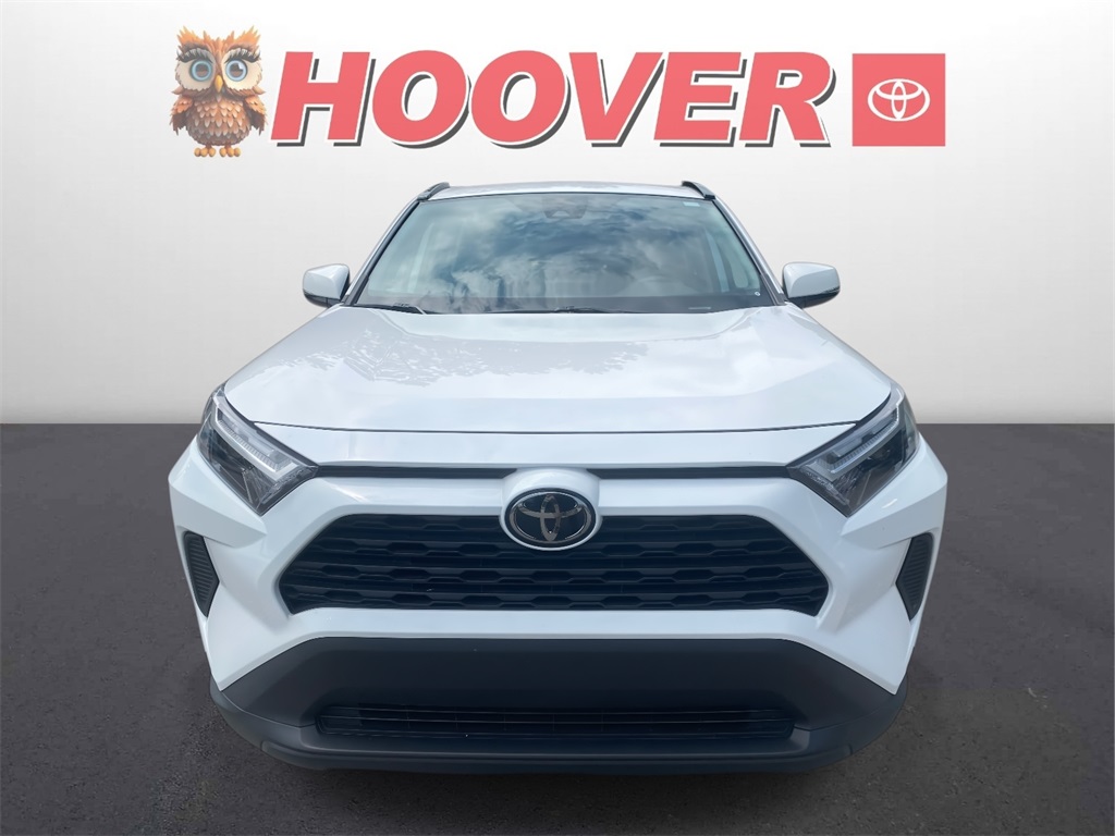 2023 Toyota RAV4 XLE photo 5