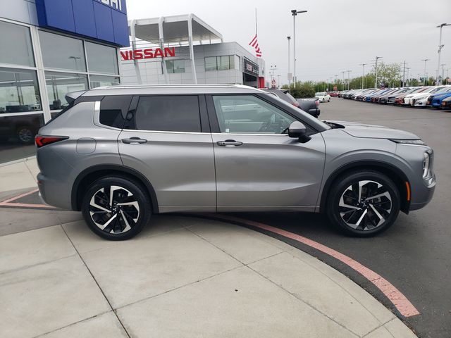 2022 Mitsubishi Outlander SEL photo 4