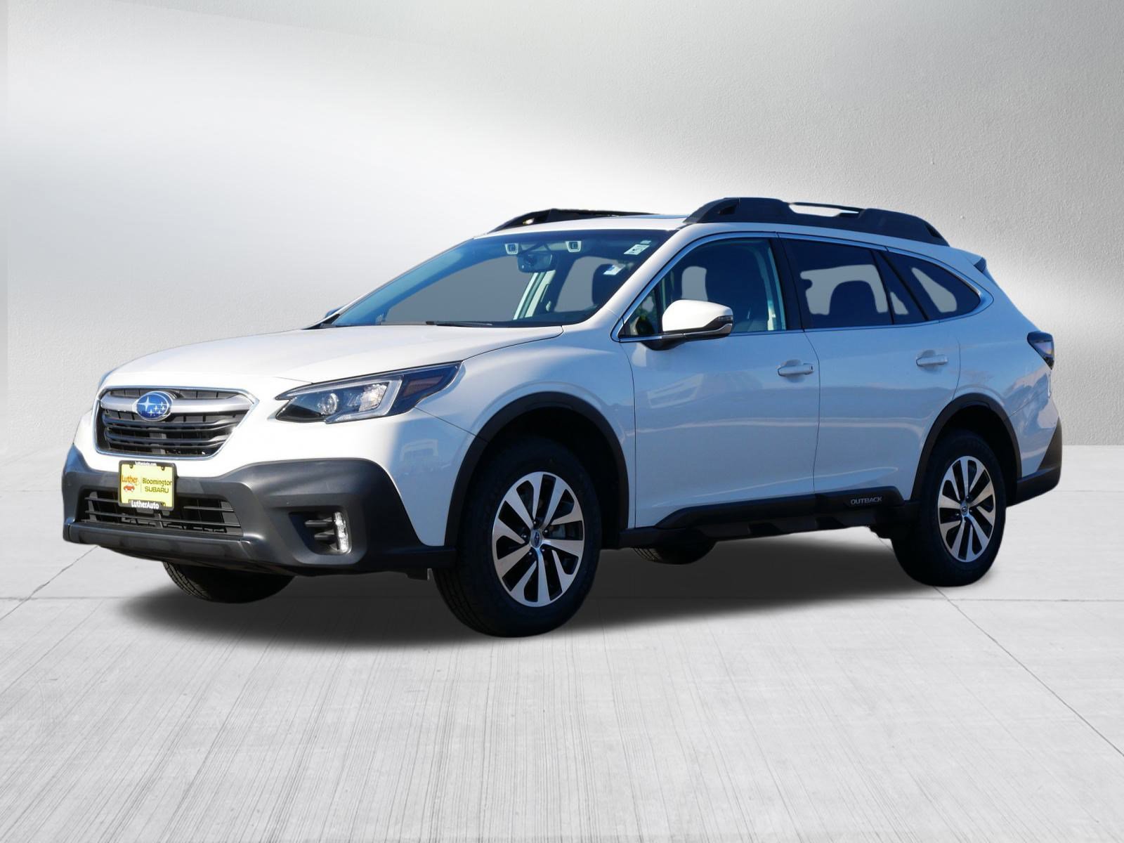 2021 Subaru Outback Premium photo 3