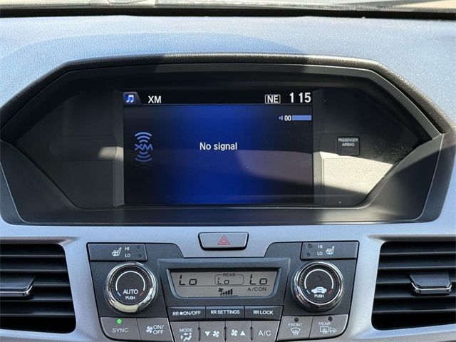 2015 Honda Odyssey EX-L photo 18