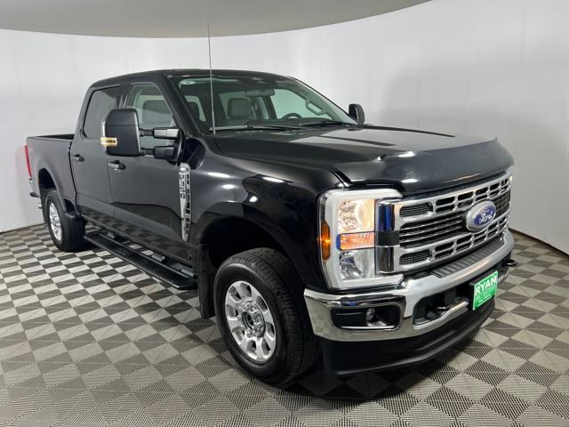 2024 Ford F-350 Super Duty XL's photo