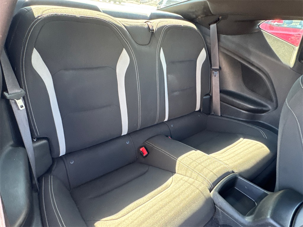 2020 Chevrolet Camaro 1LT photo 14