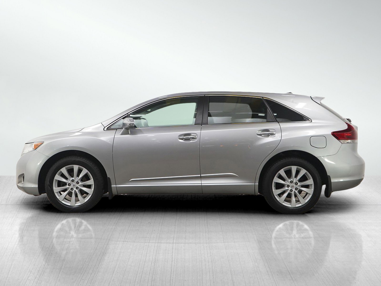 Used 2015 Toyota Venza XLE with VIN 4T3BA3BB9FU069702 for sale in South Saint Paul, Minnesota