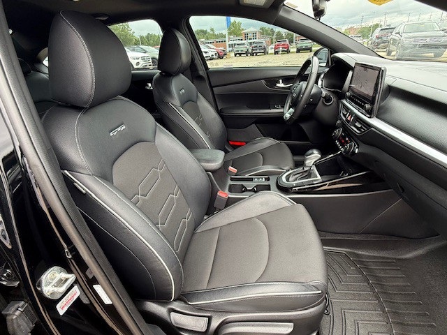 2023 Kia Forte GT-Line photo 18