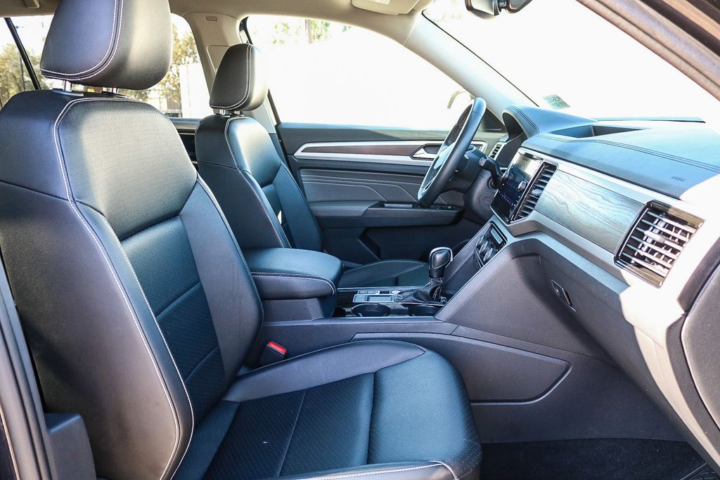 2022 Volkswagen Atlas V6 SE Technology photo 17